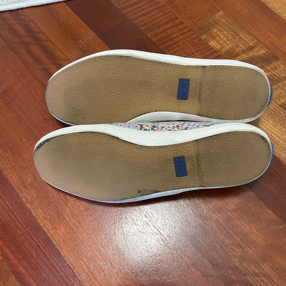Keds - Champion x Kate Spade Floral Printed Sneaker - only wore once! - Picture 2 of 2